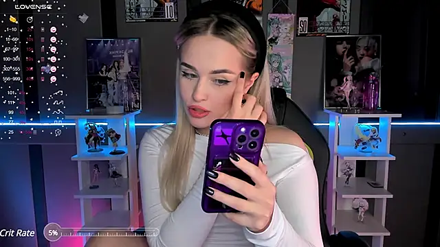 Snapshot of Ellen_Soft chatting on 8, 12, 2024 Ellen Soft online show from 8, 12, 2024