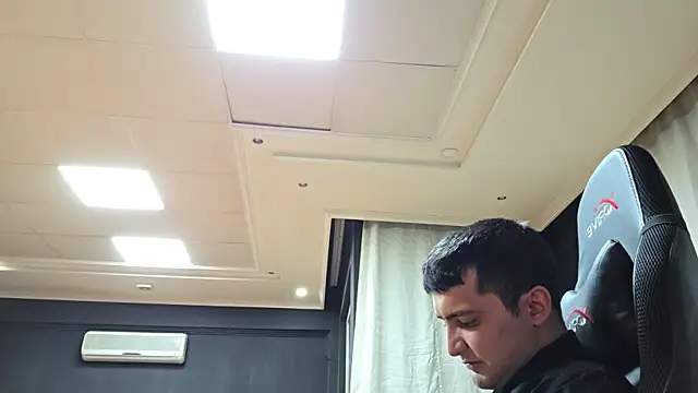 Snapshot of istebenboylebiradamim chatting on 8, 2, 2026 istebenboylebiradamim online show from 8, 2, 2026