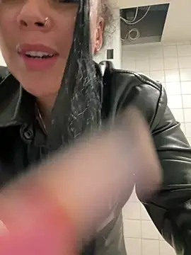 HaileyDiana online show from 10, 3, 2025