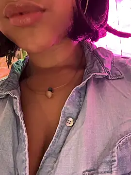 HaileyDiana online show from 4, 6, 2026