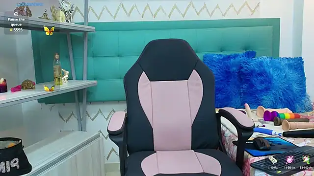 Snapshot of galatea_rous chatting on 15, 1, 2025 galatea rous online show from 15, 1, 2025