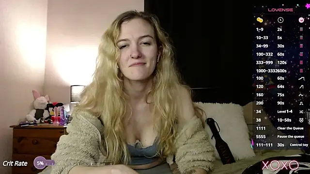 Snapshot of EllieeRose chatting on 19, 1, 2025 EllieeRose online show from 19, 1, 2025