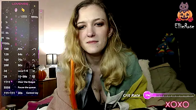 Snapshot of EllieeRose chatting on 9, 11, 2025 EllieeRose online show from 9, 11, 2025