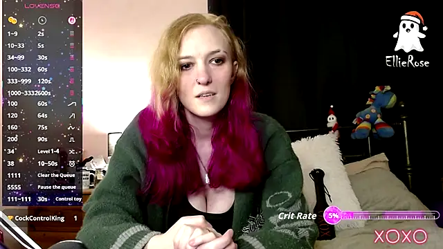 Snapshot of EllieeRose chatting on 15, 12, 2025 EllieeRose online show from 15, 12, 2025