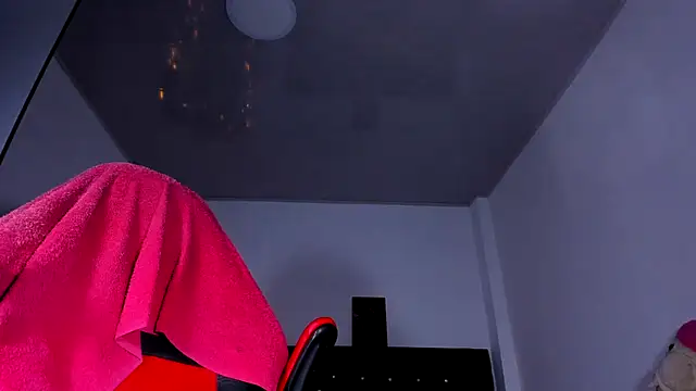 kerlysmith 24 online show from 11, 1, 2025