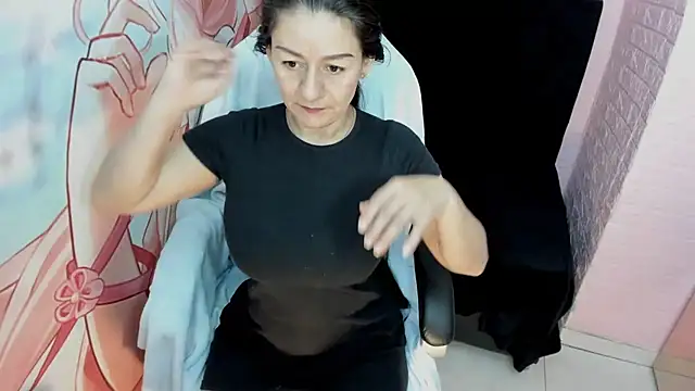 Snapshot of AllysonMilf69 chatting on 11, 11, 2025 AllysonMilf69 online show from 11, 11, 2025