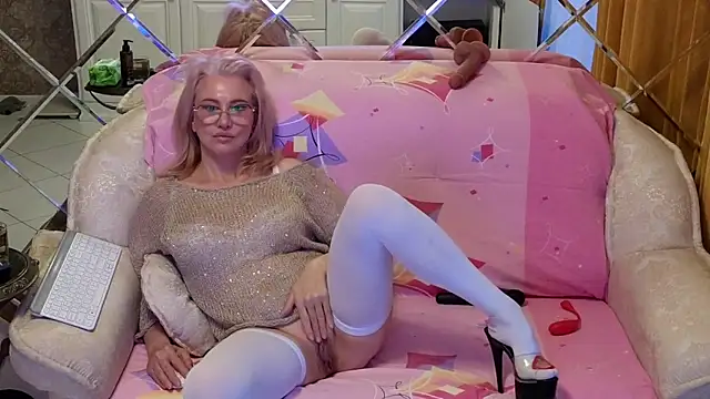 BEST-1 online show from 8, 11, 2025