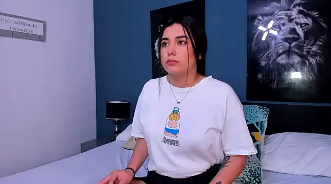 Snapshot of Liana_Bernocchi chatting on 8, 2, 2025 Liana Bernocchi online show from 8, 2, 2025