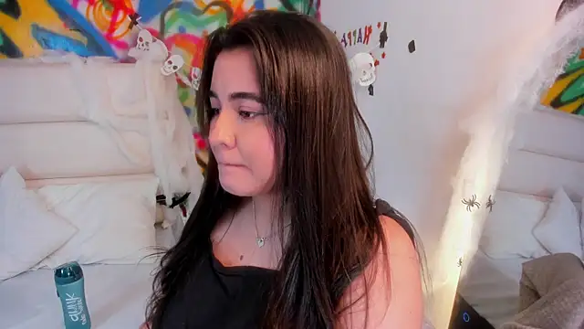 Snapshot of Liana_Bernocchi chatting on 2, 10, 2025 Liana Bernocchi online show from 2, 10, 2025