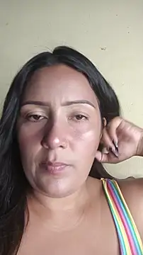 hotmomanyelqueen online show from 14, 10, 2025