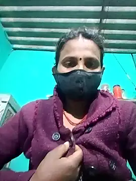 Snapshot of Baby__Shreya chatting on 2, 1, 2025 Baby  Shreya online show from 2, 1, 2025