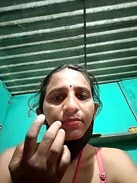 Snapshot of Baby__Shreya chatting on 10, 9, 2025 Baby  Shreya online show from 10, 9, 2025