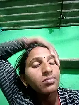 Snapshot of Baby__Shreya chatting on 11, 11, 2025 Baby Shreya online show from 11, 11, 2025