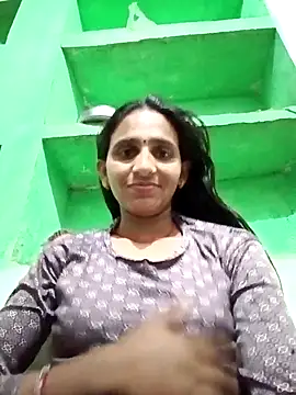 Baby  Shreya online show from 15, 4, 2026