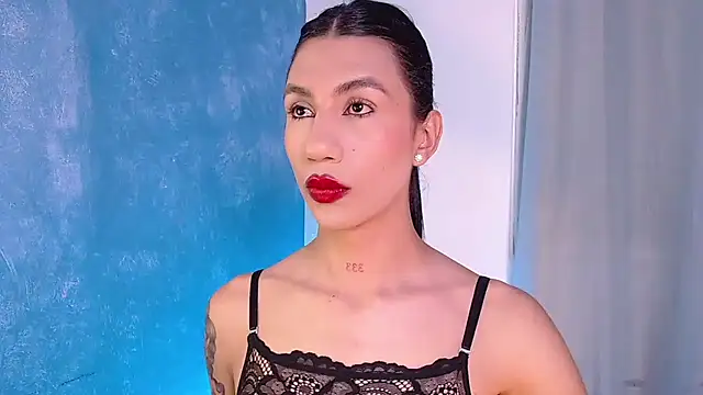 sofiaa grey  online show from 25, 1, 2025