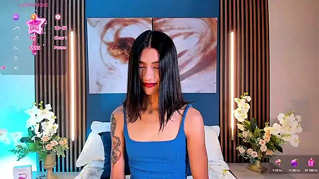 sofiaa grey  online show from 27, 2, 2025