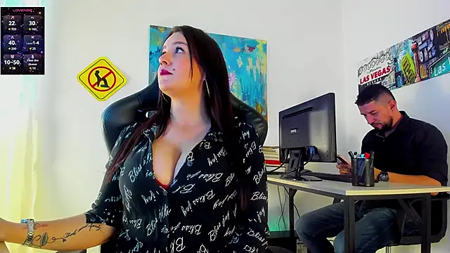 Snapshot of maite_mike chatting on 26, 12, 2024 maite mike online show from 26, 12, 2024