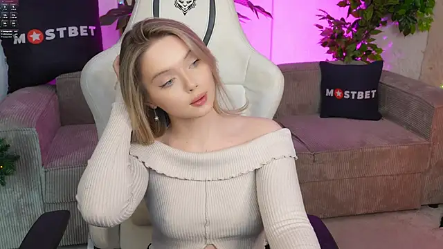 Cassy-Celestial  online show from 27, 12, 2024