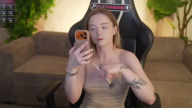 Cassy-Celestial  online show from 17, 7, 2026