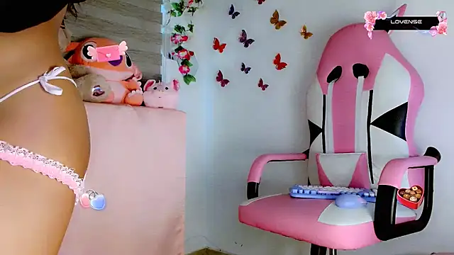 amaranta1411- online show from 4, 1, 2025