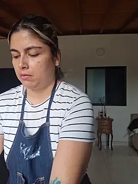 Juliietha servas online show from 12, 3, 2026