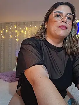 Snapshot of Juliietha_servas chatting on 19, 5, 2026 Juliietha servas online show from 19, 5, 2026