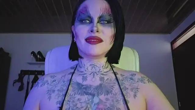 Snapshot of Olivia_seex chatting on 28, 9, 2025 Olivia seex online show from 28, 9, 2025