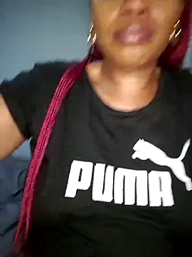 Snapshot of playgirlmc chatting on 2, 1, 2025 playgirlmc online show from 2, 1, 2025