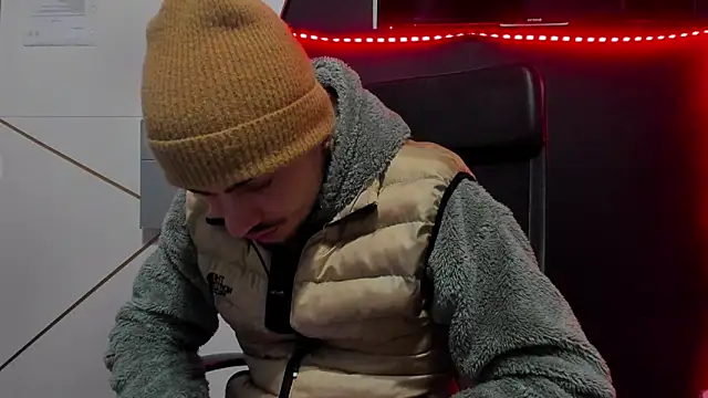 Snapshot of BrandonTate chatting on 2, 2, 2026 BrandonTate online show from 2, 2, 2026