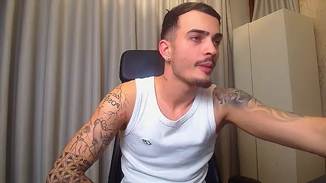 Snapshot of BrandonTate chatting on 2, 2, 2026 BrandonTate online show from 2, 2, 2026