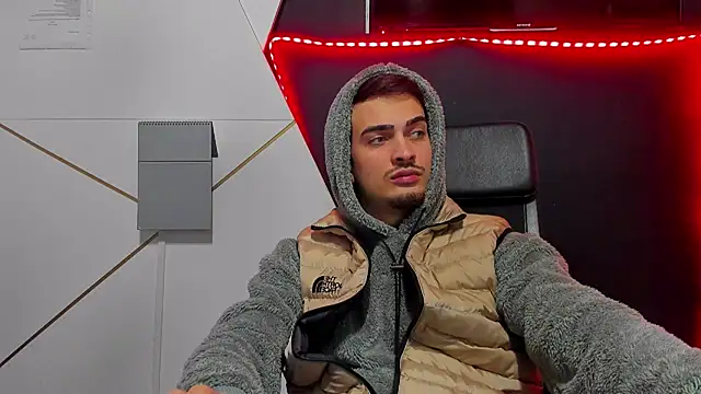 Snapshot of BrandonTate chatting on 15, 2, 2026 BrandonTate online show from 15, 2, 2026