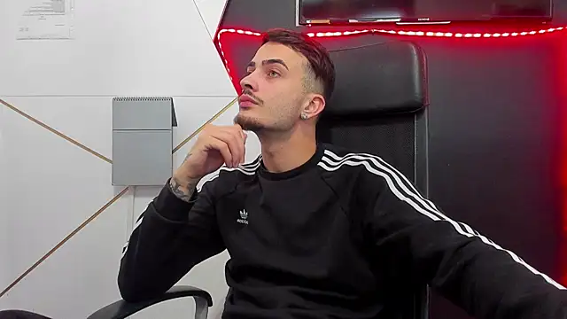 Snapshot of BrandonTate chatting on 18, 2, 2026 BrandonTate online show from 18, 2, 2026