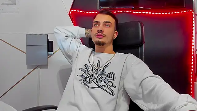 Snapshot of BrandonTate chatting on 19, 2, 2026 BrandonTate online show from 19, 2, 2026