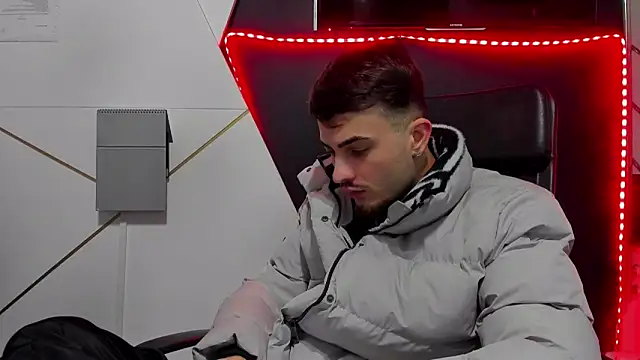 Snapshot of BrandonTate chatting on 26, 2, 2026 BrandonTate online show from 26, 2, 2026