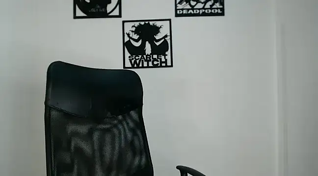 Snapshot of kaiine190 chatting on 13, 12, 2024 kaiine190 online show from 13, 12, 2024