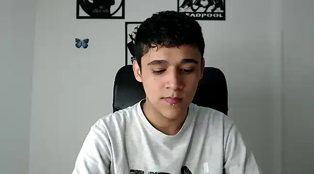 Snapshot of kaiine190 chatting on 18, 1, 2025 kaiine190 online show from 18, 1, 2025