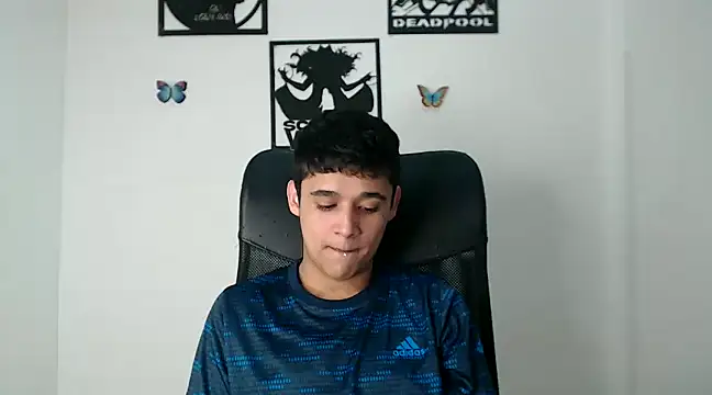 Snapshot of kaiine190 chatting on 19, 1, 2025 kaiine190 online show from 19, 1, 2025