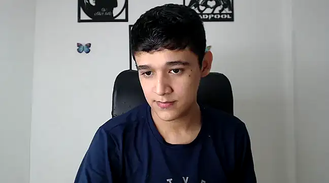 Snapshot of kaiine190 chatting on 21, 1, 2025 kaiine190 online show from 21, 1, 2025