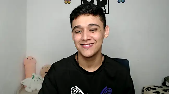 Snapshot of kaiine190 chatting on 12, 2, 2025 kaiine190 online show from 12, 2, 2025