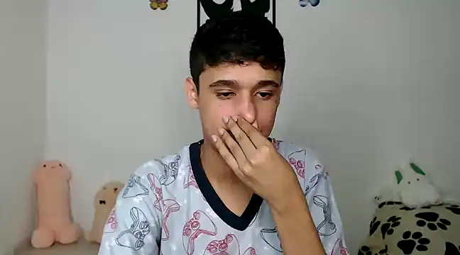 Snapshot of kaiine190 chatting on 17, 2, 2025 kaiine190 online show from 17, 2, 2025