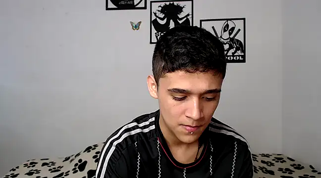 Snapshot of kaiine190 chatting on 11, 3, 2025 kaiine190 online show from 11, 3, 2025