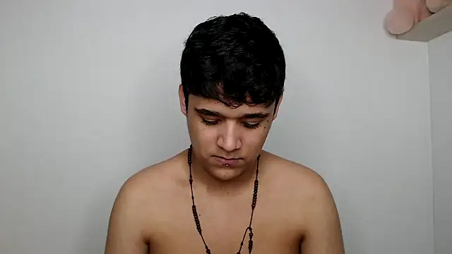 Snapshot of kaiine190 chatting on 10, 10, 2025 kaiine190 online show from 10, 10, 2025