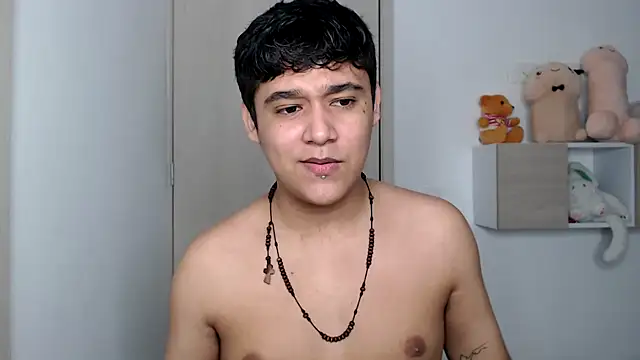 Snapshot of kaiine190 chatting on 18, 10, 2025 kaiine190 online show from 18, 10, 2025