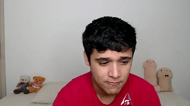 Snapshot of kaiine190 chatting on 28, 10, 2025 kaiine190 online show from 28, 10, 2025