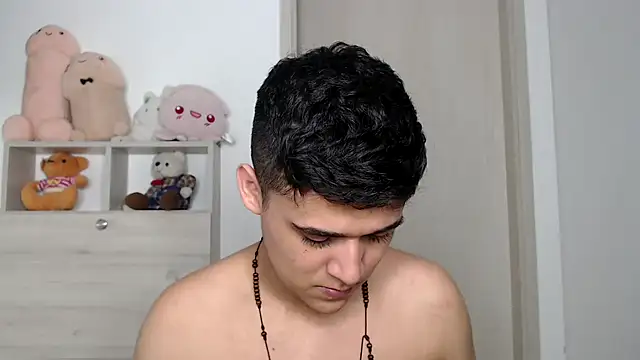 Snapshot of kaiine190 chatting on 13, 11, 2025 kaiine190 online show from 13, 11, 2025