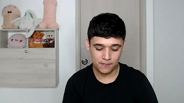 Snapshot of kaiine190 chatting on 26, 11, 2025 kaiine190 online show from 26, 11, 2025