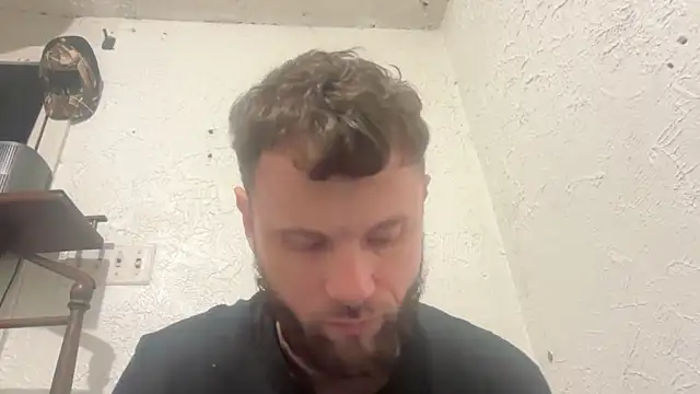 Snapshot of Talenjames4 chatting on 3, 11, 2025 Talenjames4 online show from 3, 11, 2025