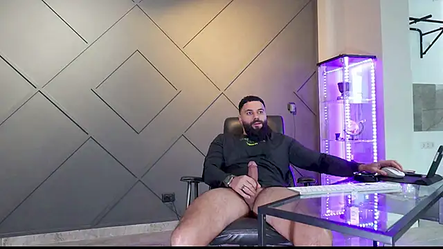 Snapshot of mattmasterss chatting on 27, 2, 2025 mattmasterss online show from 27, 2, 2025