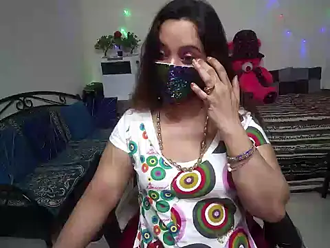 Arushisingh8888 online show from 24, 1, 2025