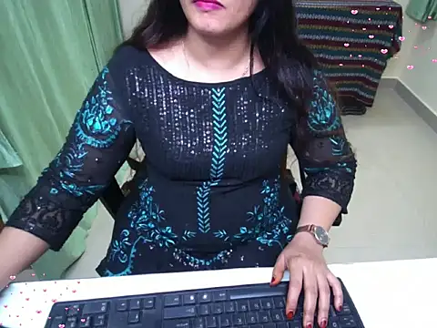 Arushisingh8888 online show from 7, 10, 2025